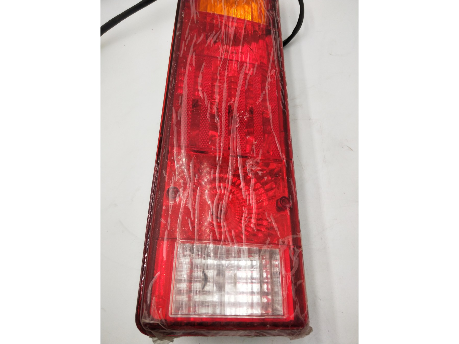 HOMAN Light Truck 带侧标志灯7功能新型组合后灯DZ9200810020