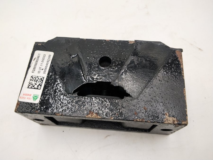 HOMAN Light Truck 发动机后悬置胶垫FG9806590046 Send VIN / photo for confirmation